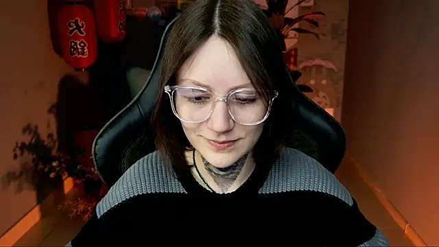 VeliraBraitberg online show from March 2025 11:16:01 AM