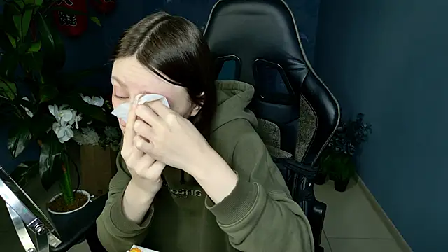 VeliraBraitberg online show from March 2025 05:10:02 AM