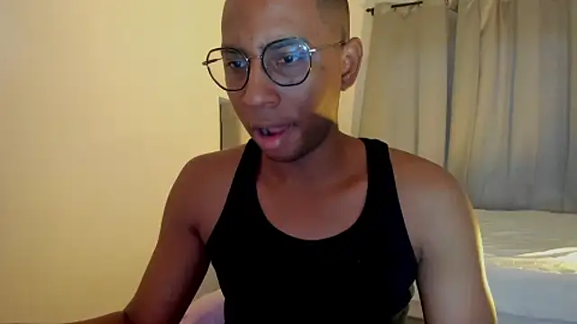 Arwens bell08 online show from September 2025 02:08:01 PM