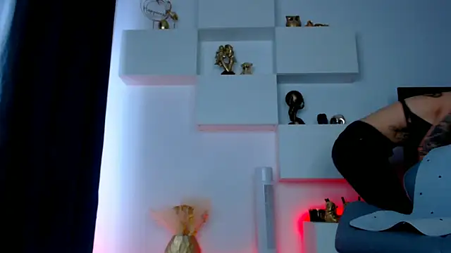 arianatattoos online show from September 2025 07:32:02 AM