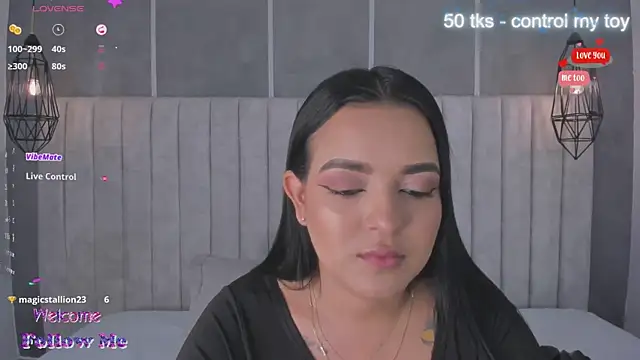 Snapshot of lea_gray chatting on February 2025 07:20:02 PM lea gray online show from February 2025 07:20:02 PM