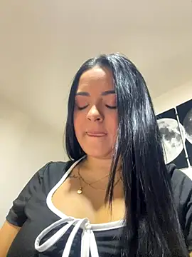 Snapshot of lea_gray chatting on November 2025 05:35:02 PM lea gray online show from November 2025 05:35:02 PM