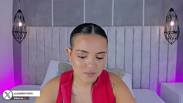 Snapshot of lea_gray chatting on December 2025 06:36:02 PM lea gray online show from December 2025 06:36:02 PM