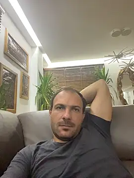 Adventurehotman online show from November 2025 11:48:01 PM