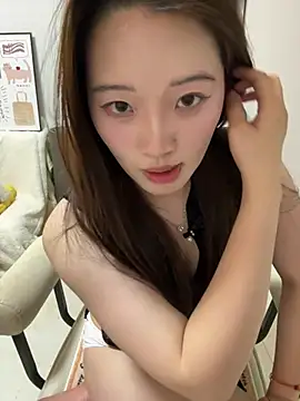 Snapshot of rose-u chatting on March 2025 09:25:02 AM rose-u online show from March 2025 09:25:02 AM