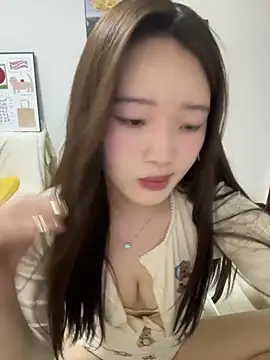 Snapshot of rose-u chatting on March 2025 03:18:02 AM rose-u online show from March 2025 03:18:02 AM