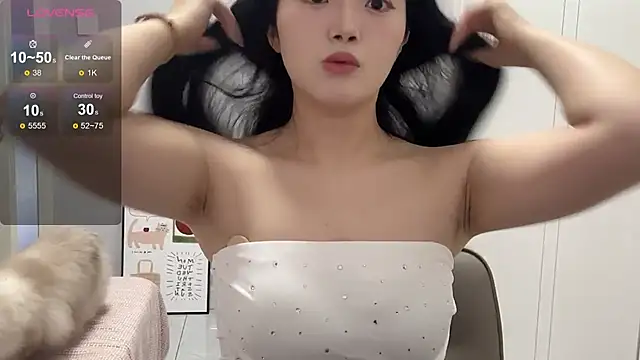 Snapshot of rose-u chatting on October 2025 02:10:01 AM rose-u online show from October 2025 02:10:01 AM