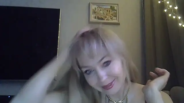 ZarinaSwift online show from December 2025 04:51:01 AM