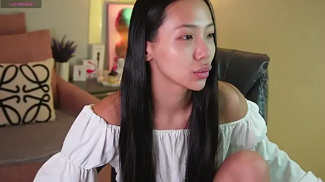 Snapshot of _MIURA_ chatting on February 2025 01:09:01 AM MIURA online show from February 2025 01:09:01 AM