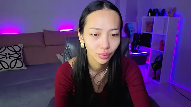 Snapshot of _MIURA_ chatting on November 2025 01:05:02 AM MIURA online show from November 2025 01:05:02 AM