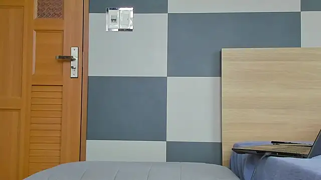 Snapshot of Kiera_Thomas chatting on November 2025 04:37:01 AM Kiera Thomas online show from November 2025 04:37:01 AM