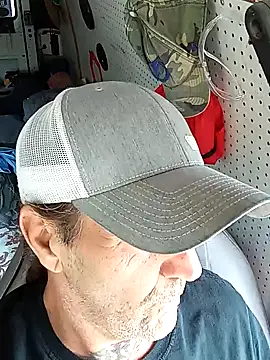 Snapshot of Hotbodyscottie chatting on December 2024 09:04:02 PM Hotbodyscottie online show from December 2024 09:04:02 PM