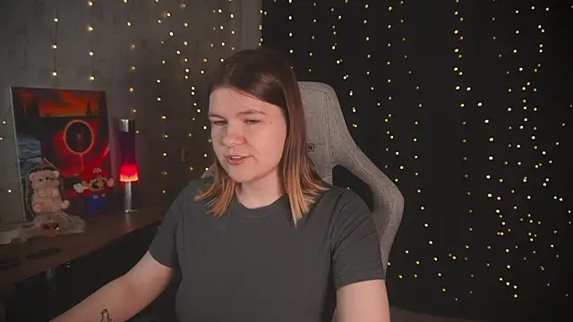 Snapshot of cuteamberlyyy chatting on October 2025 03:18:01 AM cuteamberlyyy online show from October 2025 03:18:01 AM