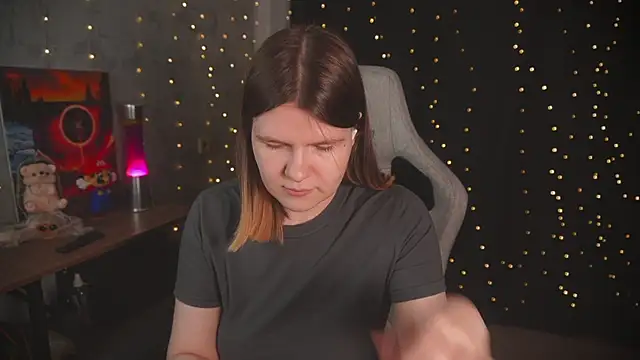 Snapshot of cuteamberlyyy chatting on November 2025 03:52:02 AM cuteamberlyyy online show from November 2025 03:52:02 AM