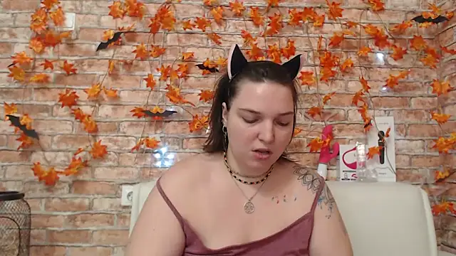 Amelia Kiss  online show from October 2025 12:36:01 AM