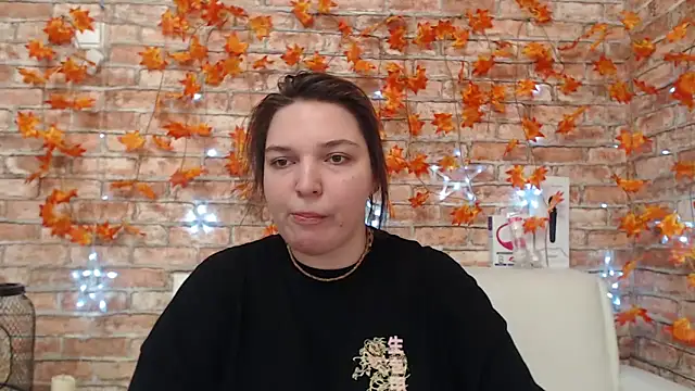 Amelia Kiss  online show from November 2025 12:54:01 AM