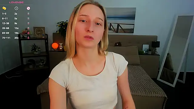  Ri na  online show from January 2025 01:01:01 PM