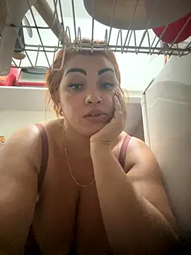 Bruninhaa34 online show from November 2025 05:23:02 PM