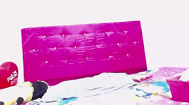 Snapshot of candy_dustano691 chatting on December 2024 09:32:02 PM candy dustano691 online show from December 2024 09:32:02 PM