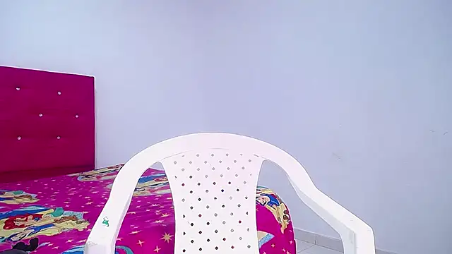 Snapshot of candy_dustano691 chatting on February 2025 08:48:02 PM candy dustano691 online show from February 2025 08:48:02 PM