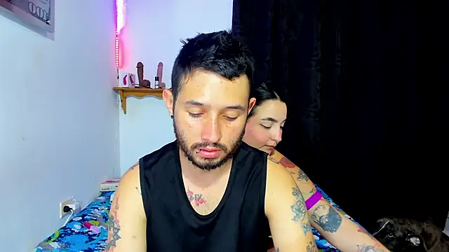 Snapshot of Bad_Couple_1 chatting on February 2025 08:22:02 AM Bad Couple 1 online show from February 2025 08:22:02 AM