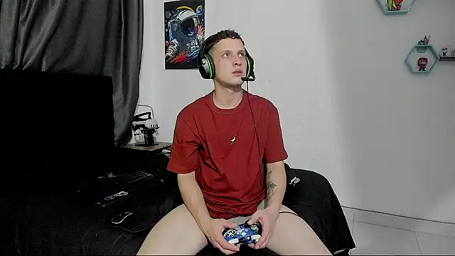 Snapshot of RyanHorseman chatting on November 2025 12:32:01 AM RyanHorseman online show from November 2025 12:32:01 AM