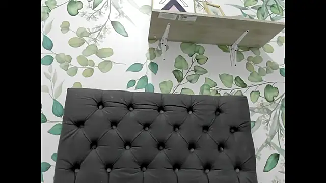 atilanadiaz7 online show from December 2024 11:50:02 AM