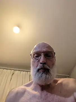 Snapshot of Viewing_the_sunset chatting on May 2026 12:41:02 AM Viewing the sunset online show from May 2026 12:41:02 AM