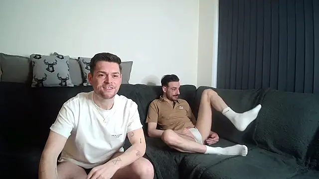 twotwinkhusbandss online show from April 2026 07:30:02 PM