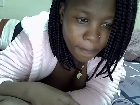 Snapshot of Sonnia_ chatting on December 2025 11:10:01 PM Sonnia online show from December 2025 11:10:01 PM