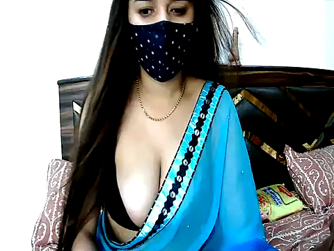 Gloie4u online show from April 2026 12:29:02 PM