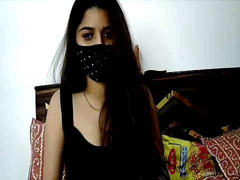 Gloie4u online show from May 2026 02:11:02 PM