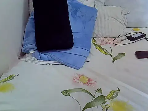 Sweetreena online show from July 2026 03:12:02 PM
