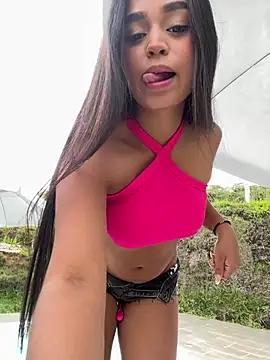 Snapshot of Juli_Walker chatting on January 2025 02:14:01 PM Juli Walker online show from January 2025 02:14:01 PM