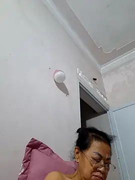 Hotestlove online show from July 2026 09:41:02 PM