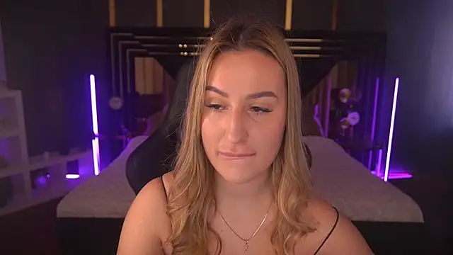 Snapshot of LiaBrazzerr chatting on February 2025 09:54:01 AM LiaBrazzerr online show from February 2025 09:54:01 AM