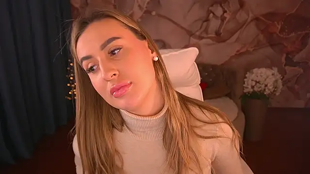 Snapshot of LiaBrazzerr chatting on March 2025 06:43:01 PM LiaBrazzerr online show from March 2025 06:43:01 PM