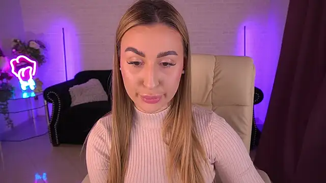 Snapshot of LiaBrazzerr chatting on March 2025 02:45:01 PM LiaBrazzerr online show from March 2025 02:45:01 PM