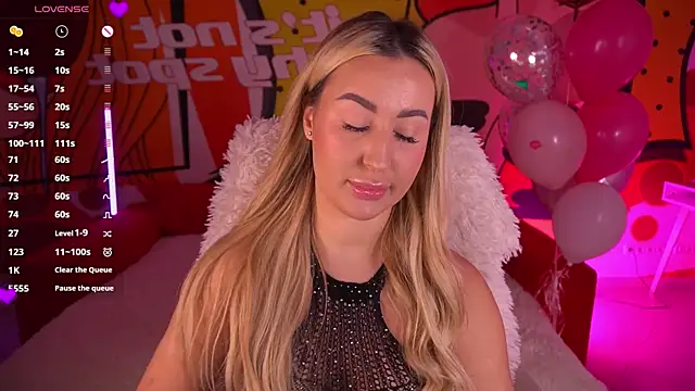 Snapshot of LiaBrazzerr chatting on February 2026 08:32:02 AM LiaBrazzerr online show from February 2026 08:32:02 AM