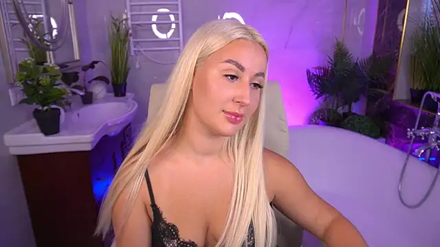 LiaBrazzerr online show from June 2026 02:08:01 PM
