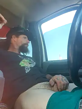 Crackkers online show from December 2024 07:18:01 PM