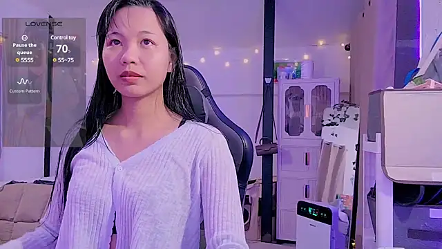 Kana G online show from February 2025 06:45:01 PM