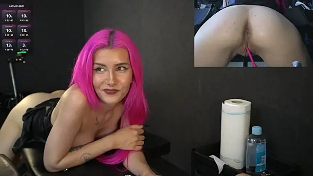 ClaraStylezZ online show from January 2025 10:40:01 PM