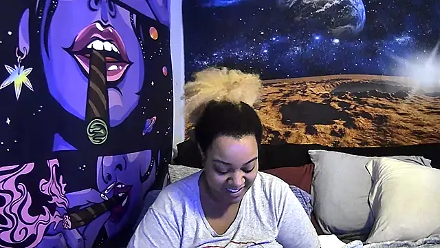 Snapshot of AutumnHart chatting on December 2024 01:44:02 PM AutumnHart online show from December 2024 01:44:02 PM