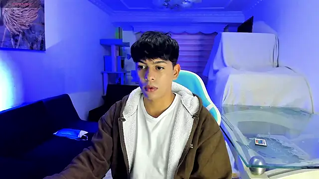 Snapshot of Franco_Rizzo_ chatting on September 2025 02:24:02 AM Franco Rizzo online show from September 2025 02:24:02 AM