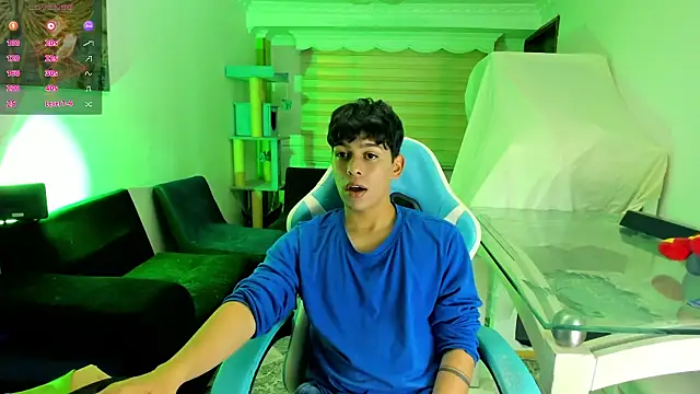 Snapshot of Franco_Rizzo_ chatting on September 2025 02:38:02 AM Franco Rizzo online show from September 2025 02:38:02 AM