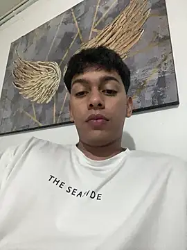 Snapshot of Franco_Rizzo_ chatting on October 2025 10:58:02 PM Franco Rizzo online show from October 2025 10:58:02 PM