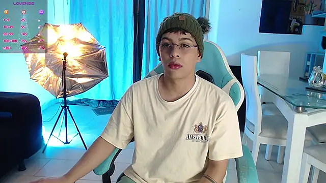 Snapshot of Franco_Rizzo_ chatting on February 2026 09:25:02 PM Franco Rizzo online show from February 2026 09:25:02 PM