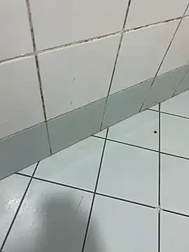 SLhotman online show from March 2025 05:39:02 PM