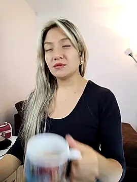 Snapshot of valeriahunter1 chatting on December 2024 06:45:02 AM valeriahunter1 online show from December 2024 06:45:02 AM